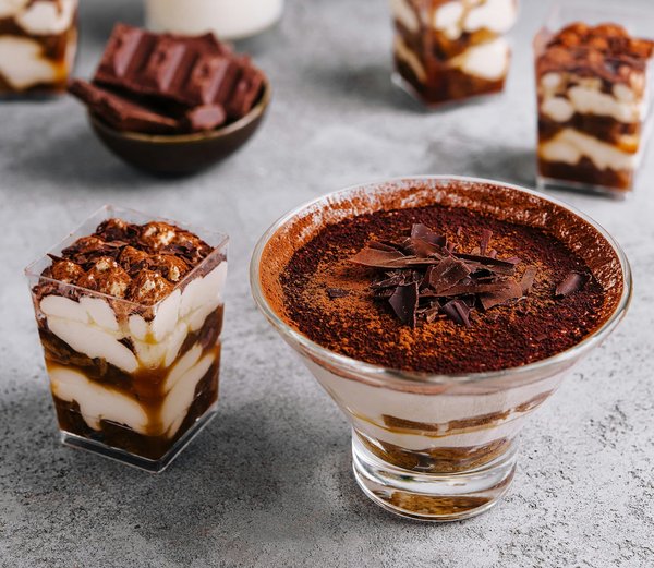 Comment cuisiner des desserts à base de crème de coco sans sucre pour une touche exotique?